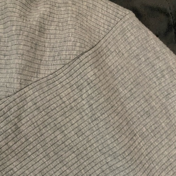 Grey tight cropped garage t shirt top. - Picture 4 of 4